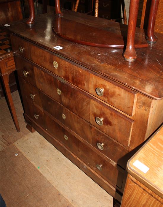Mahogany chest of drawers